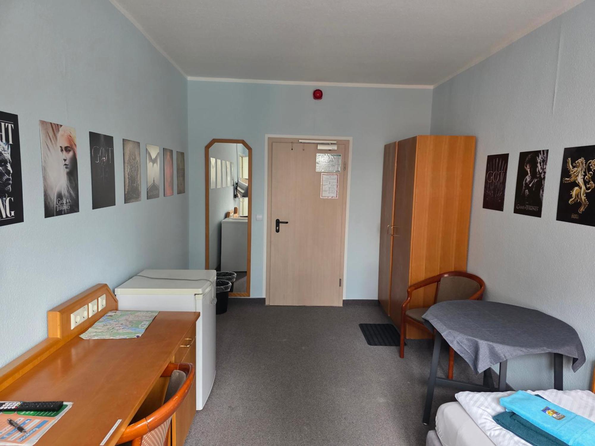 Pension am Filmpark Potsdam Bagian luar foto